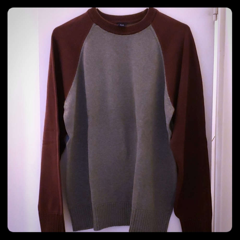 GAP Gray and burgundy sweater